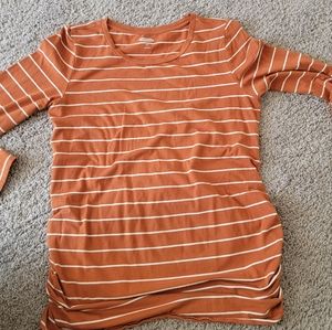 Long sleeve maternity shirt